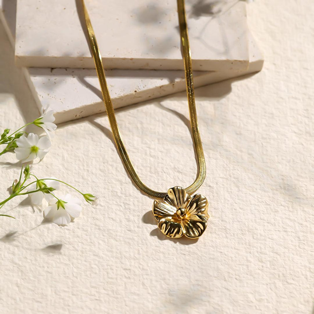Floral Dreams Pendant -Demifine 18KT Gold Plated