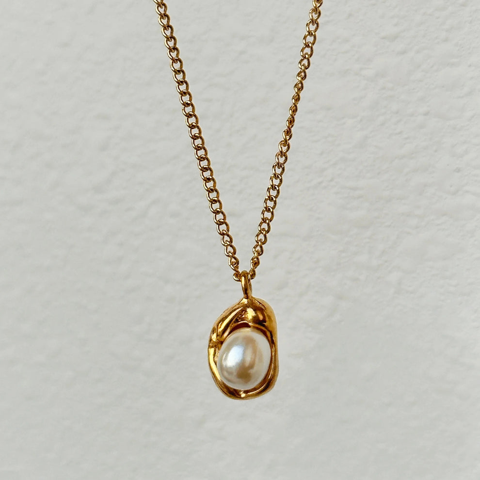 Pearl of Ocean Pendant - Demifine 18KT Gold Plated