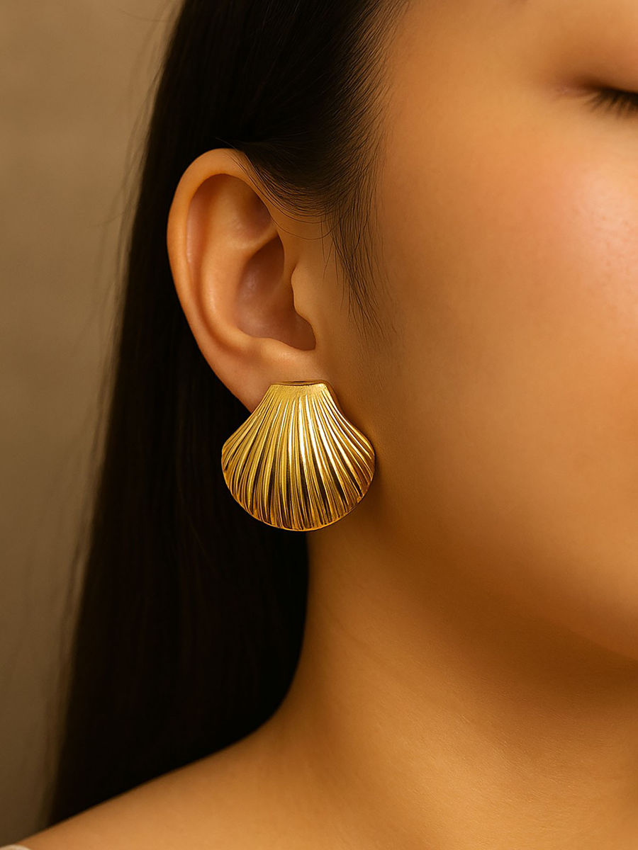 Seashell Stud Earring - Demifine 18KT Gold Plated