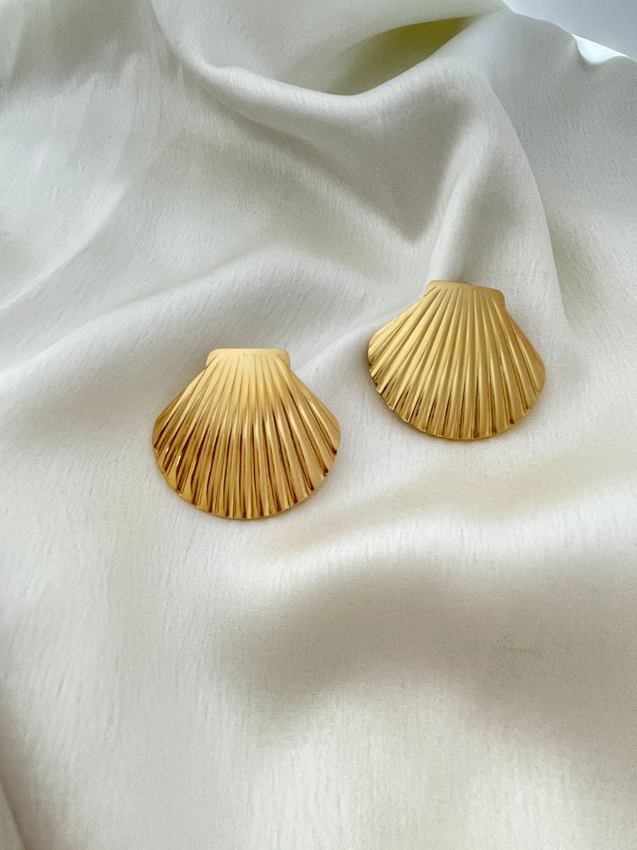Seashell Stud Earring - Demifine 18KT Gold Plated