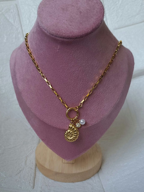 The Nautilus Cluster Pendant -18KT Gold Plated