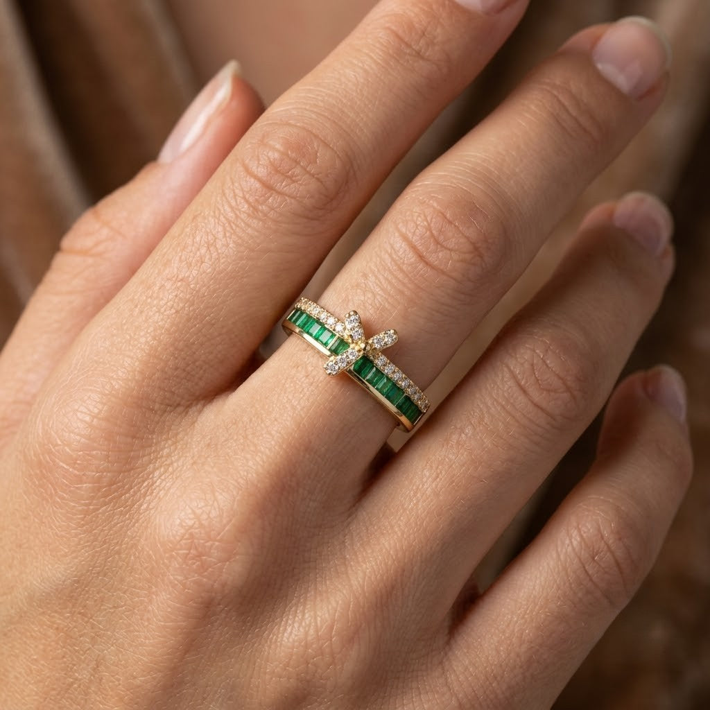 Knotted Muse Emerald Ring - Demifine 18KT Gold Plated