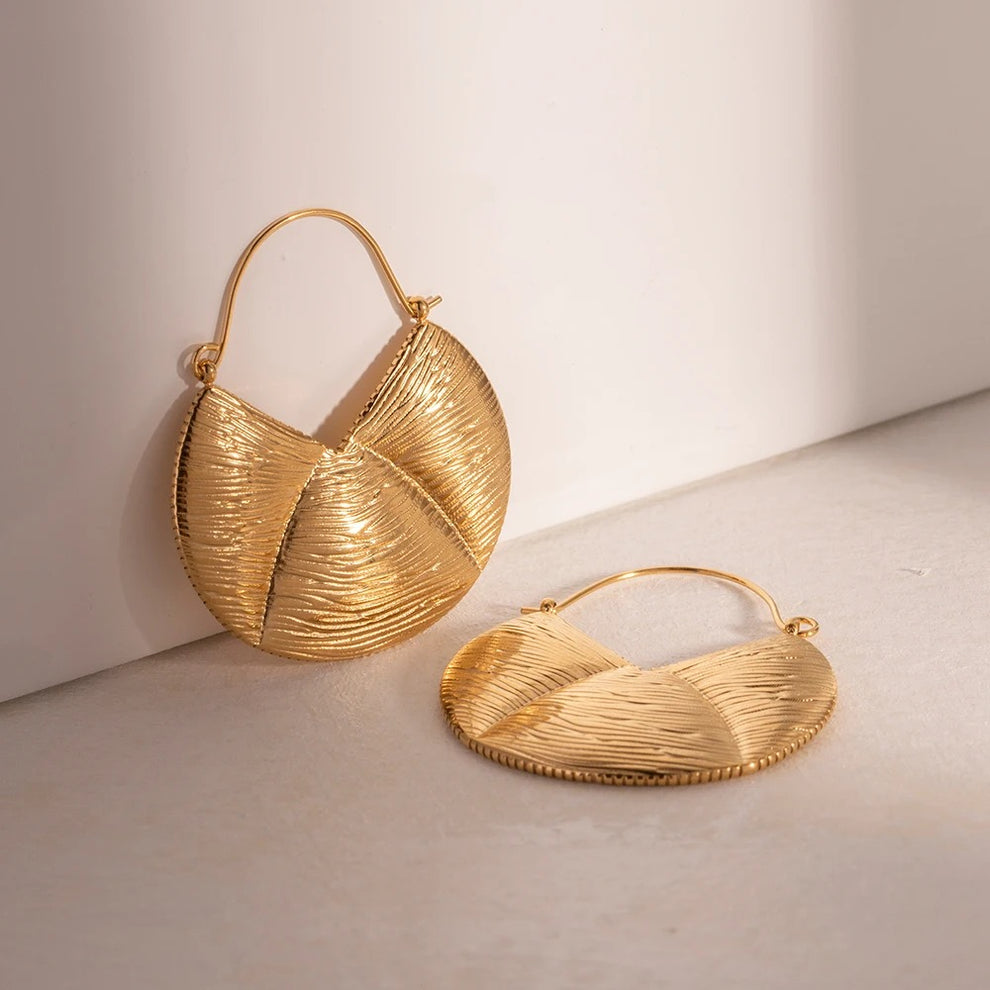 Crecent Moon Hoop Earring- Demifine 18KT Gold Plated