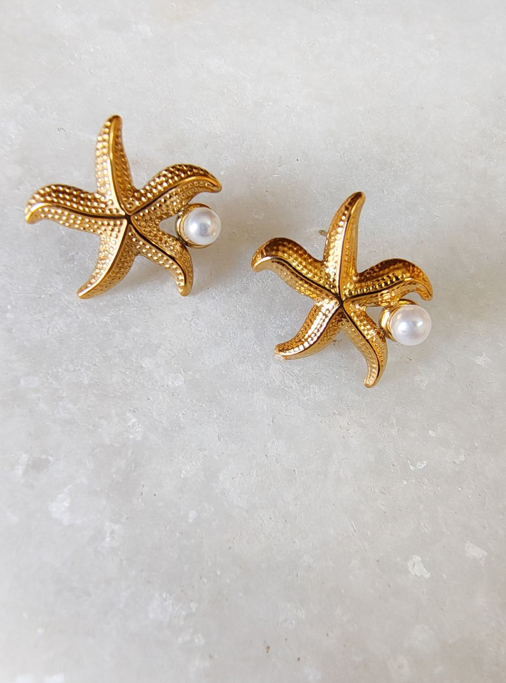 Pearl in a Starfish Anti-Tarnish Demifine Stud Earrings - 18KT Gold Plated