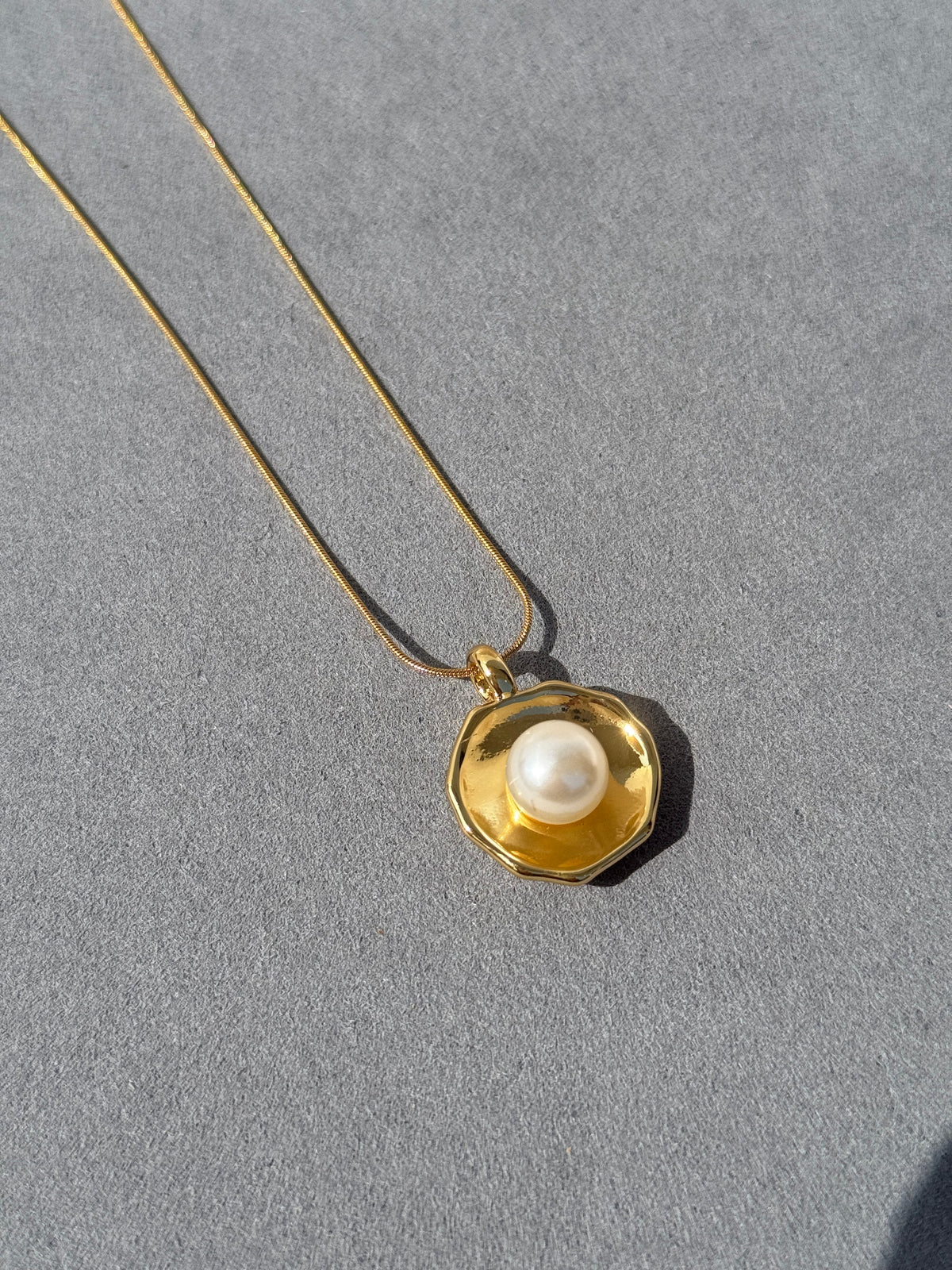 Pearl Luxe Pendant - 18KT Gold Plated