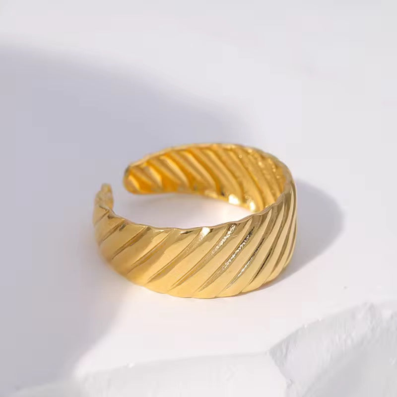 Aurelia Texture Band Ring - Demifine 18KT Gold Plated