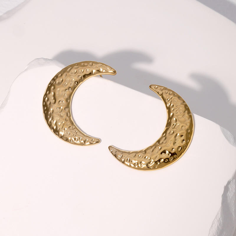 Take me to the Moon Stud Earrings -18KT Gold Plated