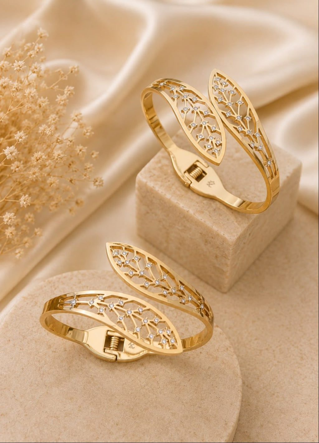 Laurel Éclat Cuff Bracelet - 18KT Gold Plated