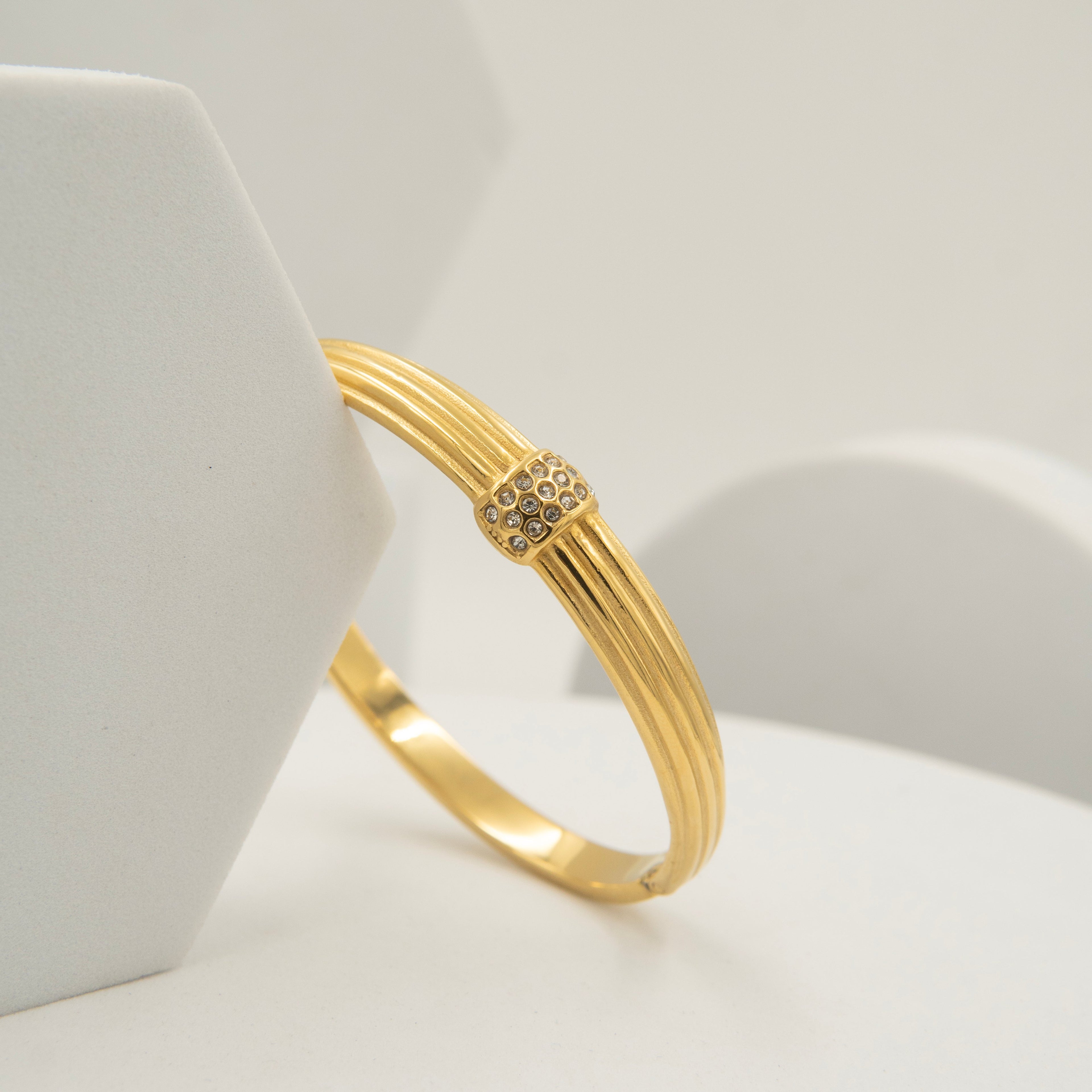 Cubic Zirconia Studded Knot Cuff Bracelet - Demifine 18KT Gold Plated