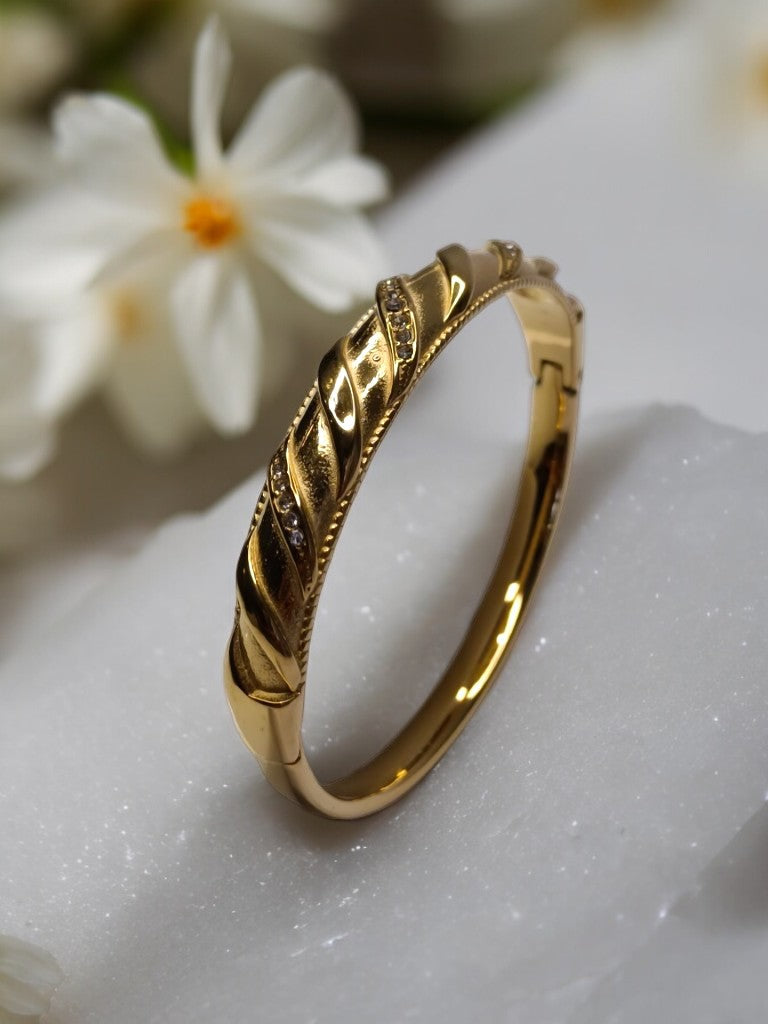 Radiant Aura Cuff Bracelet - Demifine 18KT Gold Plated