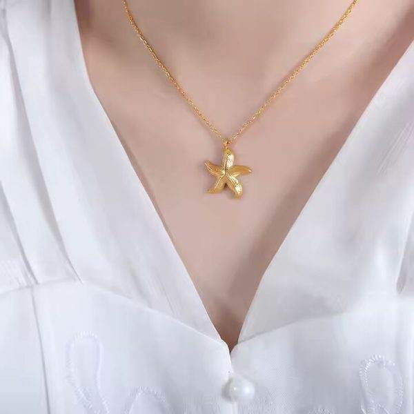I am a Starfish Pendant -18KT Gold Plated Antitarnish