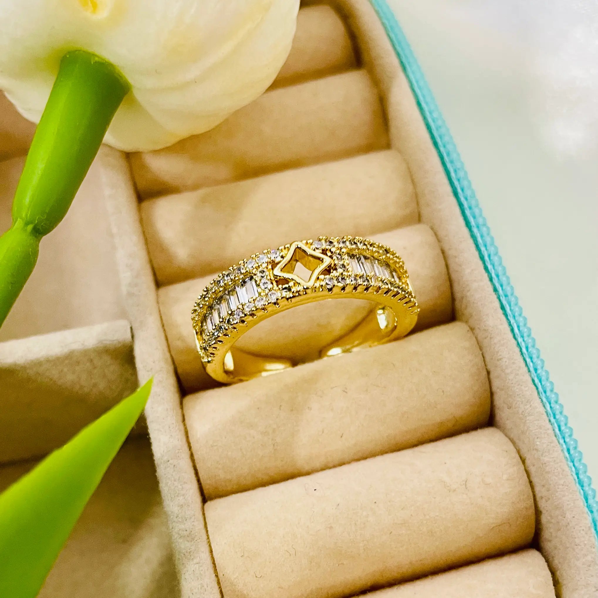 Clover Bloom Zirconia Statement Ring - Demifine 18KT Gold Plated