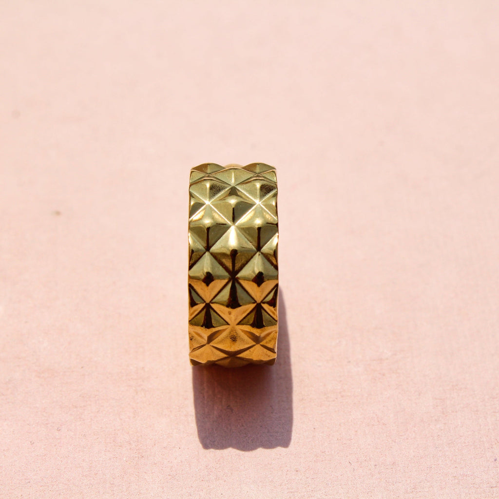 Elara Texture Band Ring - Demifine 18KT Gold Plated