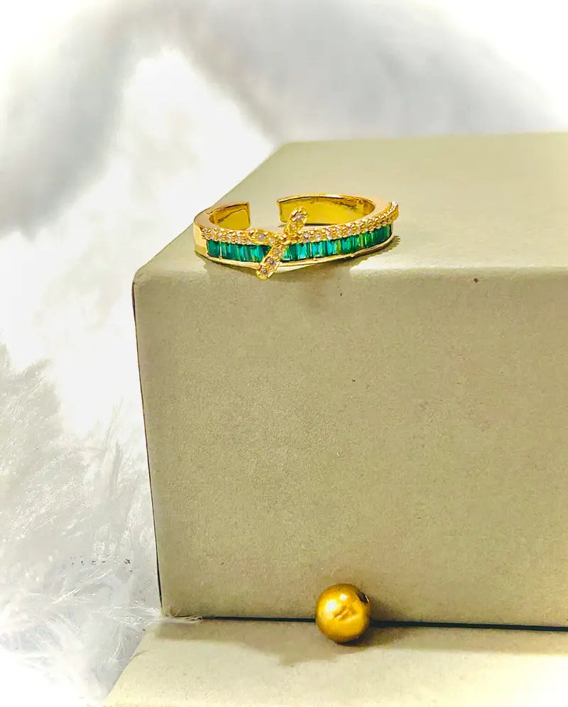 Knotted Muse Emerald Ring - Demifine 18KT Gold Plated