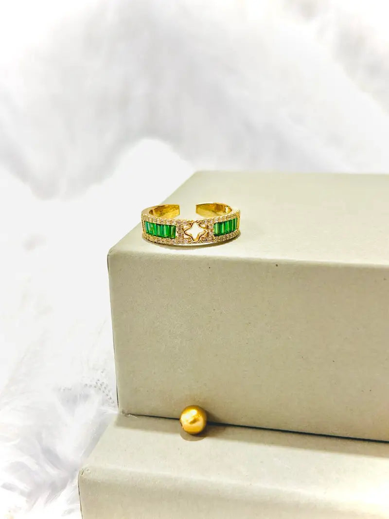Clover Bloom Emerald Statement Ring - Demifine 18KT Gold Plated