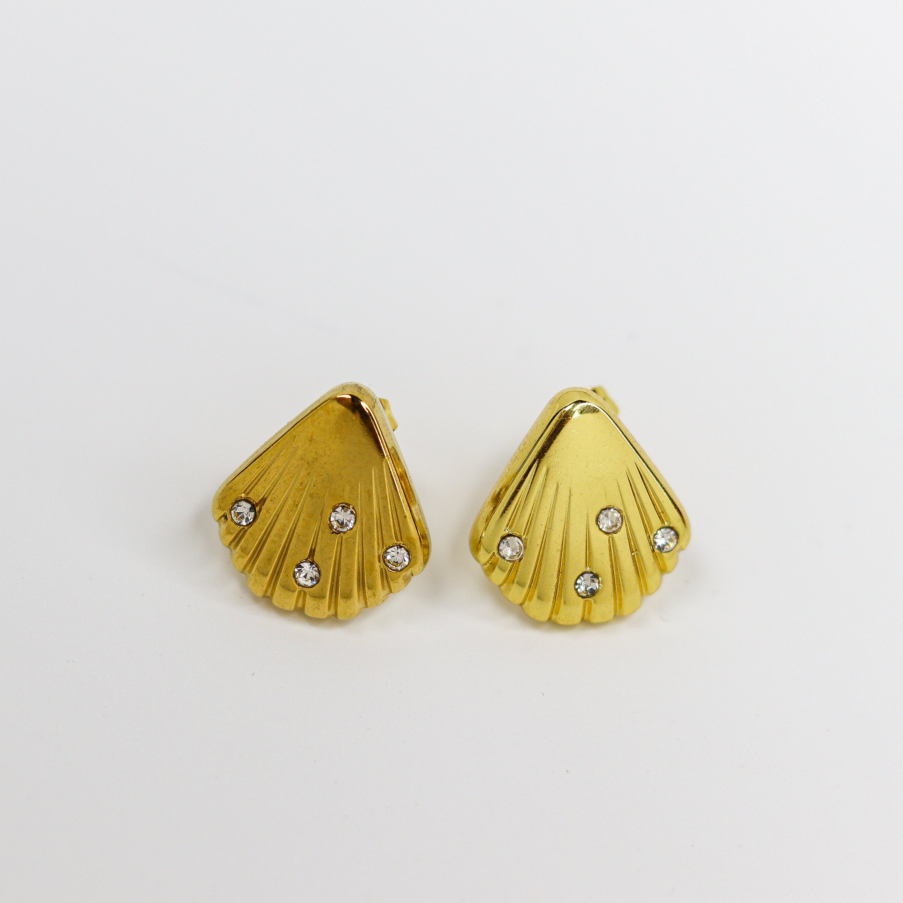 Zirconia Studded Shell Earring - Demifine 18KT Gold Plated