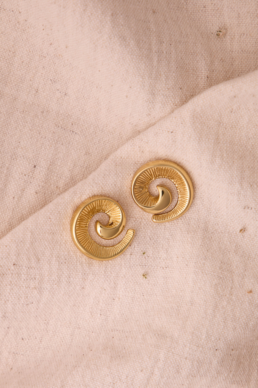 Swirl Stud Earring - Demifine 18KT Gold Plated