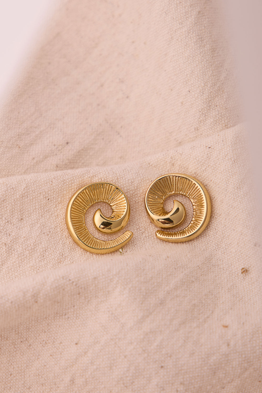 Swirl Stud Earring - Demifine 18KT Gold Plated