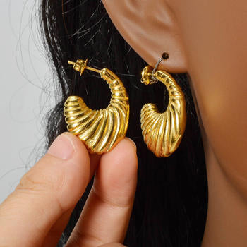 Seashell hoop Earring - Demifine 18KT Gold Plated
