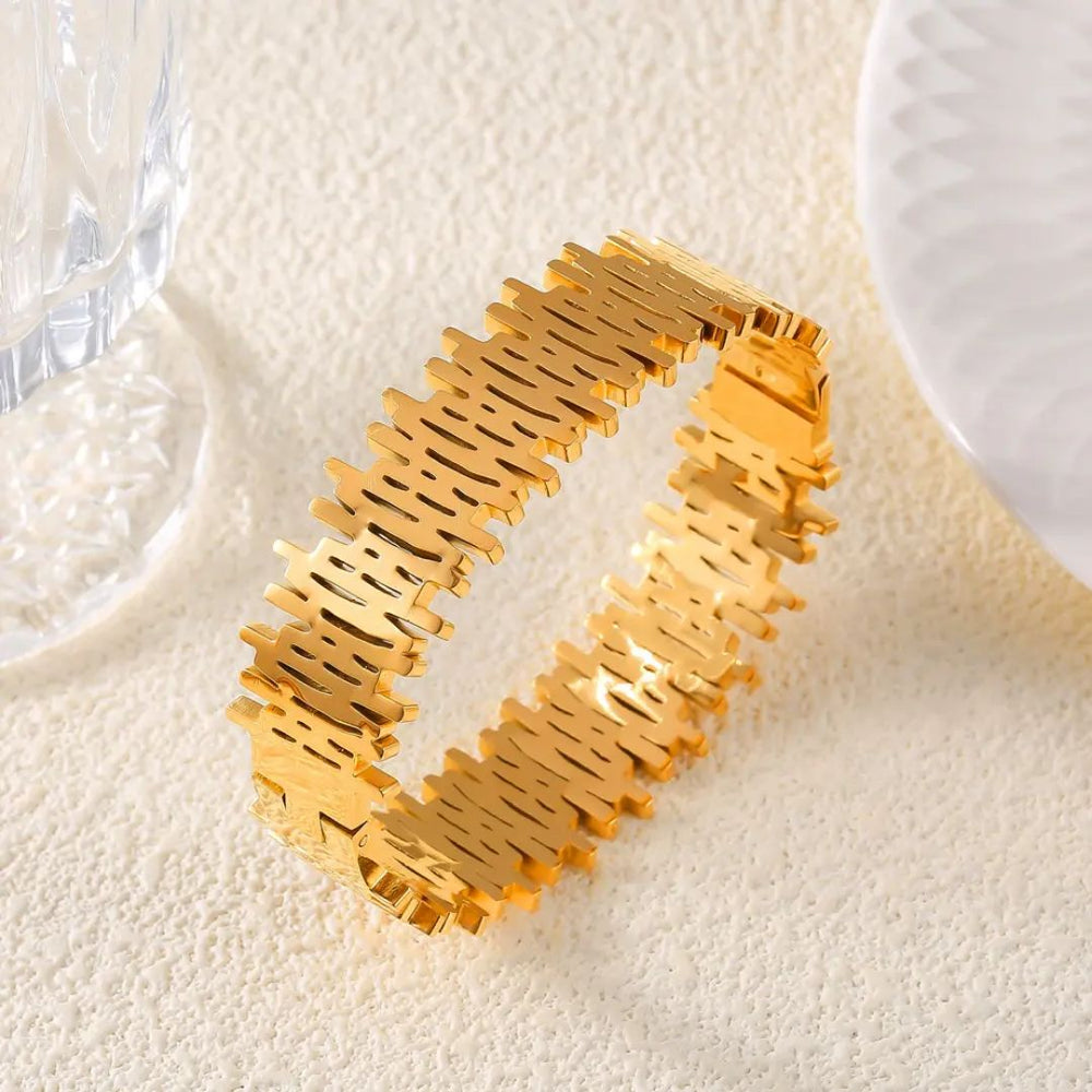 ZigZag Statement Handcuff Bracelet - Demifine 18KT Gold Plated