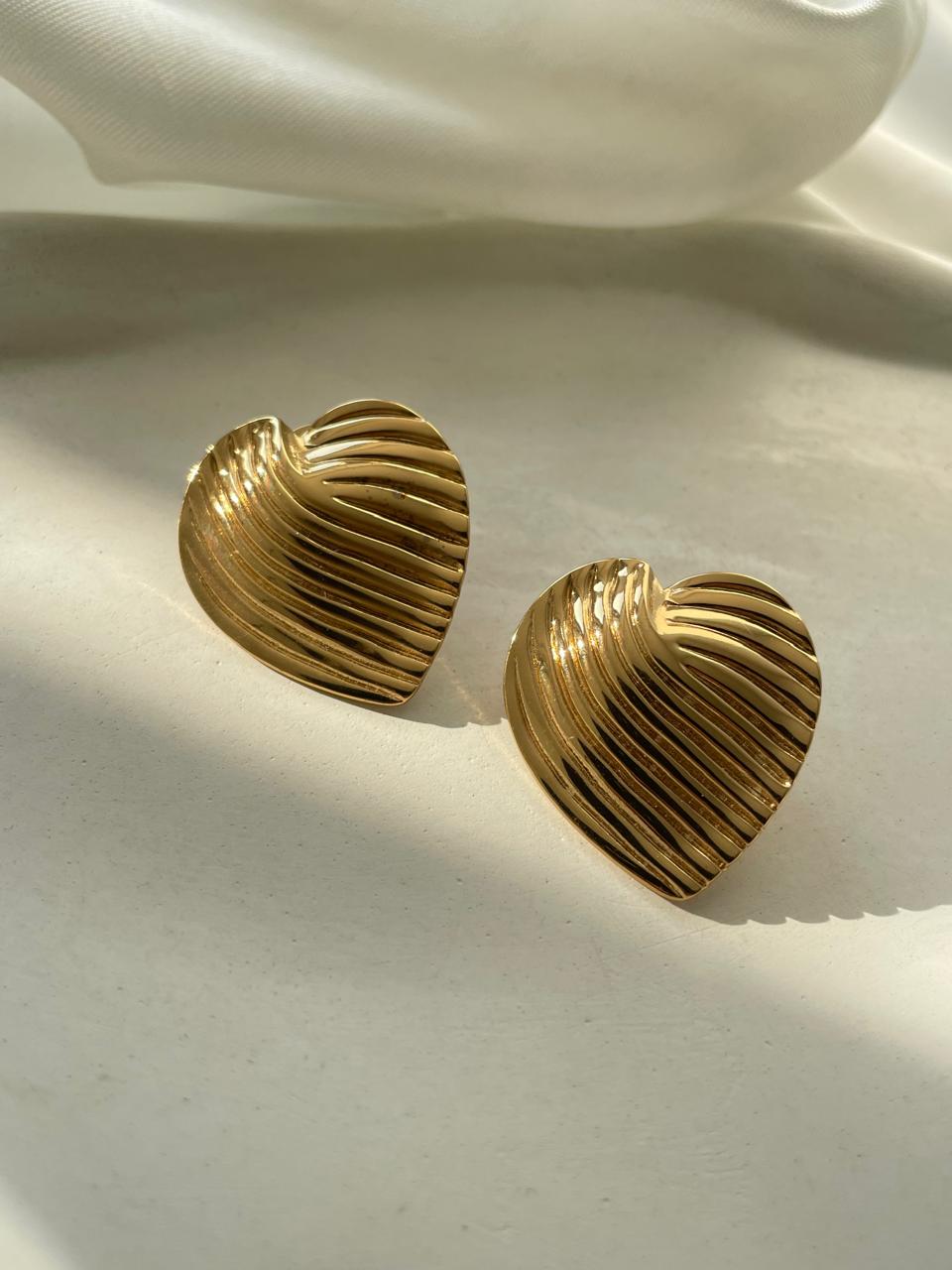 18K Gold Plated Tarnish Free Waterproof Heart Oversize Stud Earring