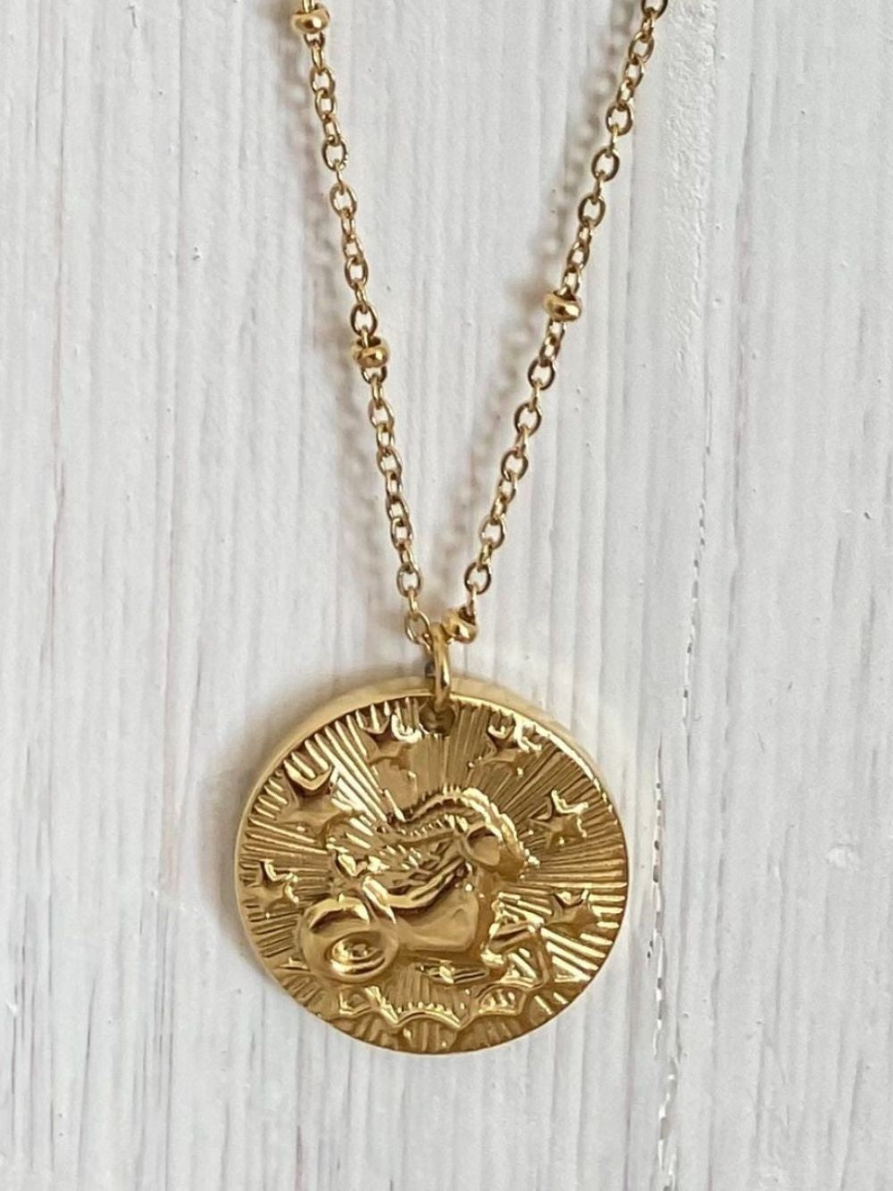 I am a Capricorn 🐐 Pendant -18KT Gold Plated