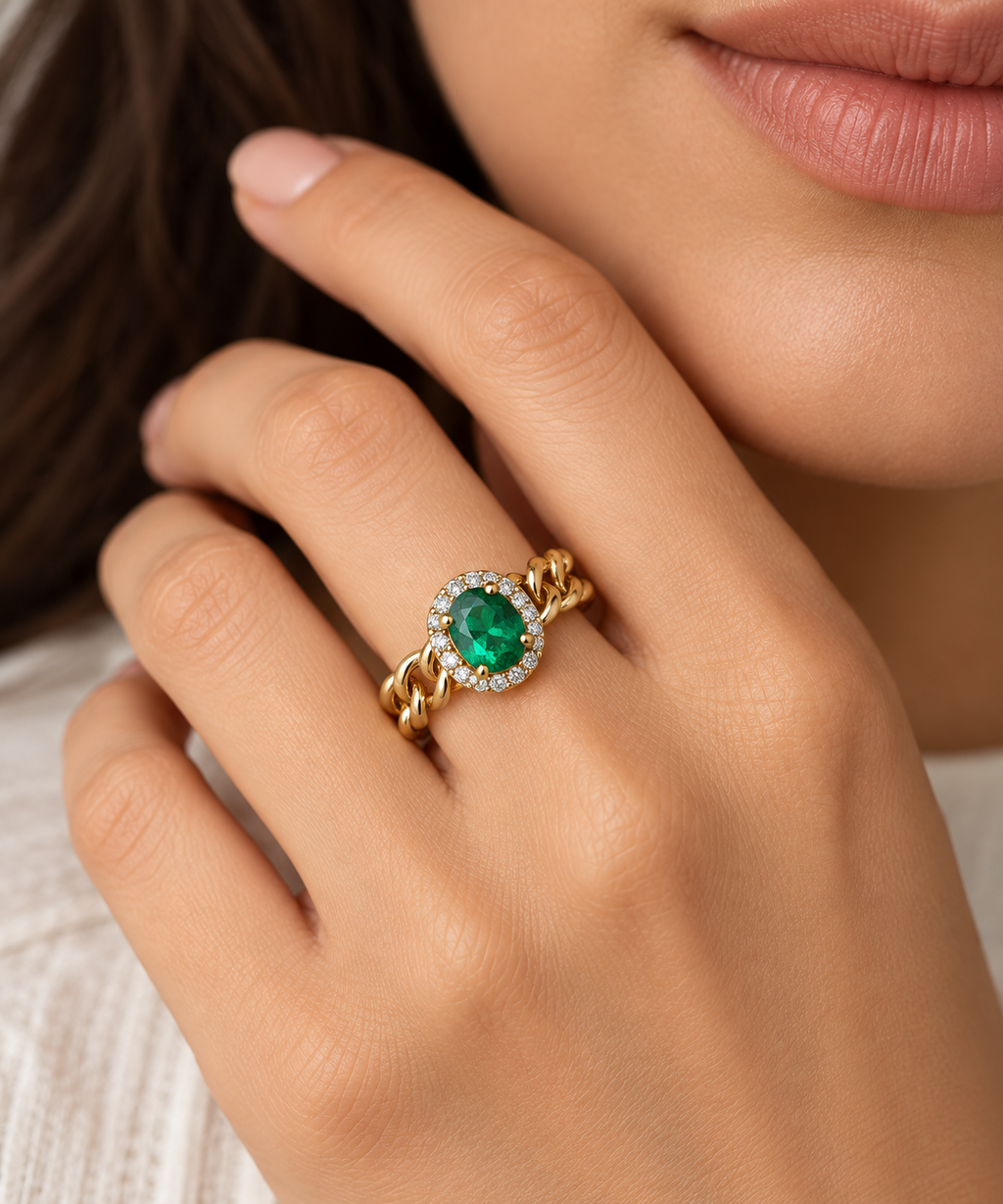 Majesté Emerald Ring -18KT Gold Plated