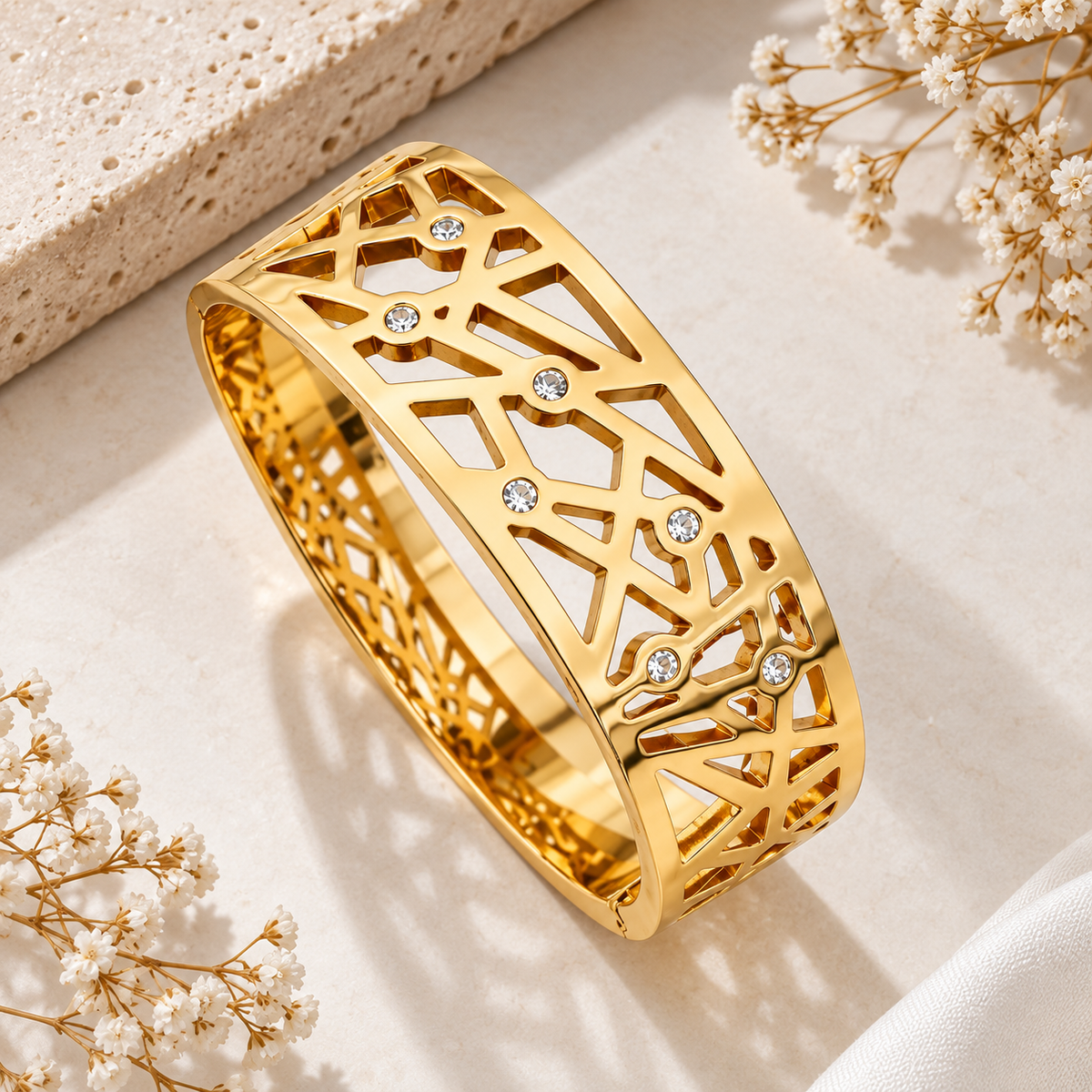 Elaris Zirconia Cuff Bracelet