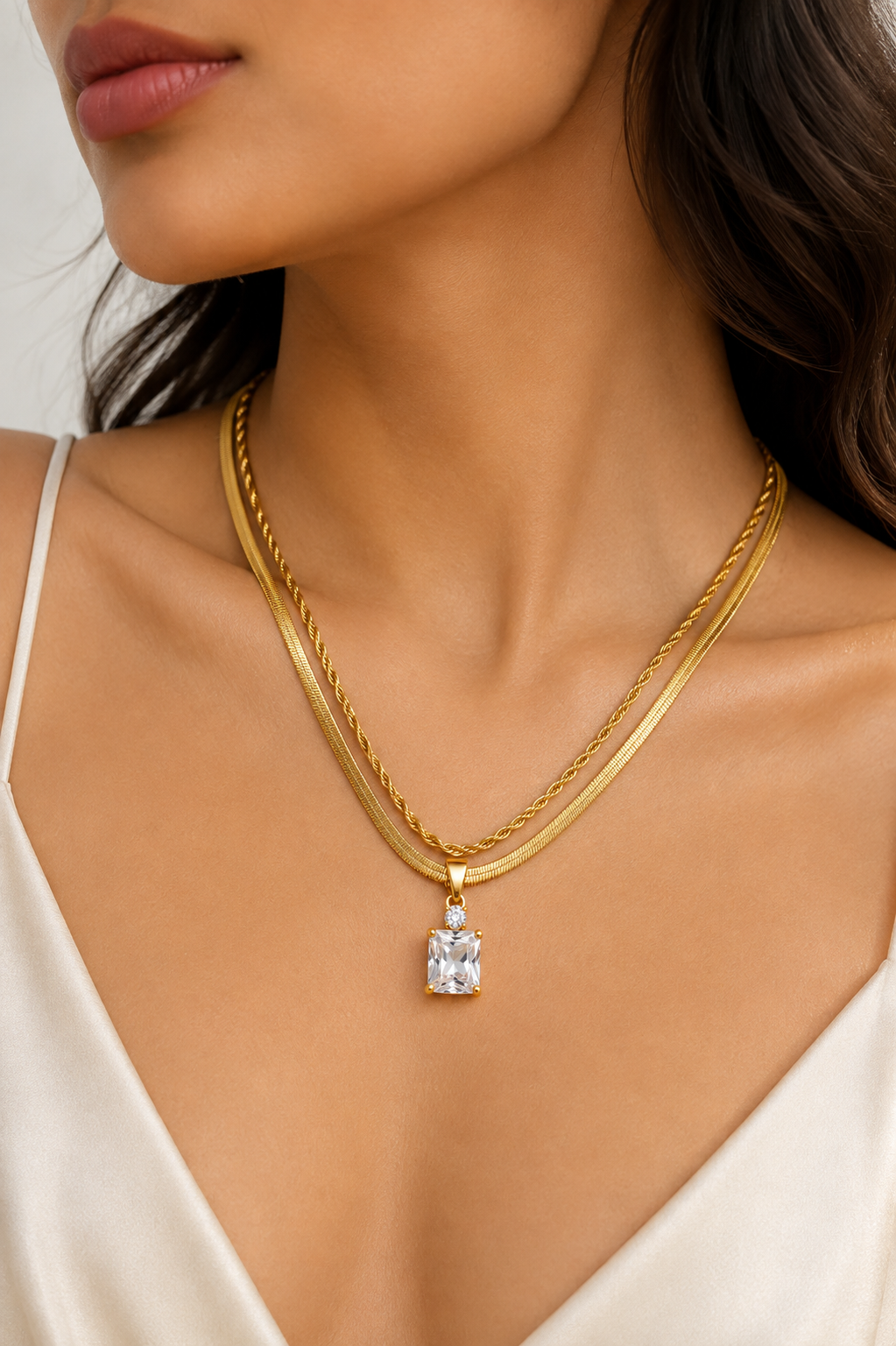 Lumière Pendant - 18KT Gold Plated