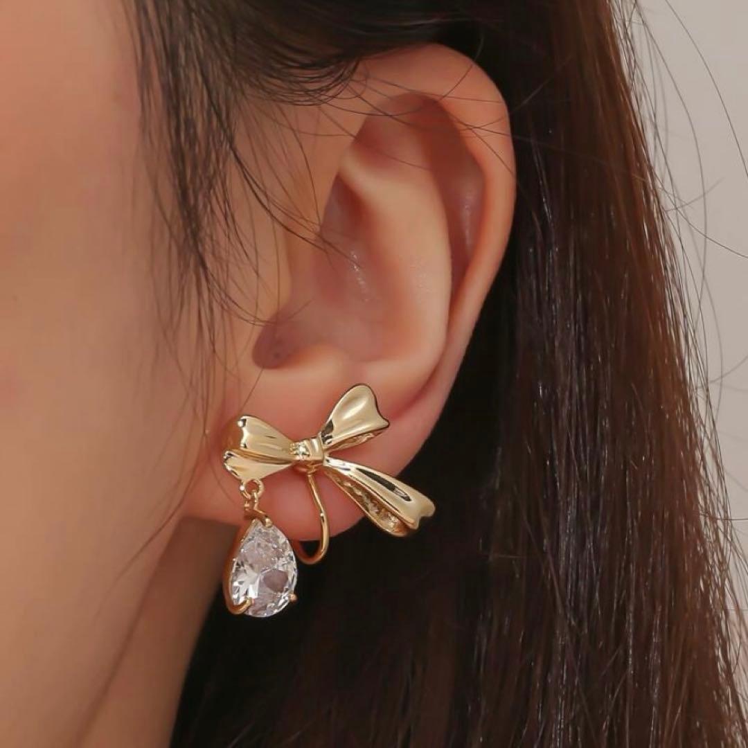 assymetric bow dangling Earring - Demifine 18KT Gold Plated