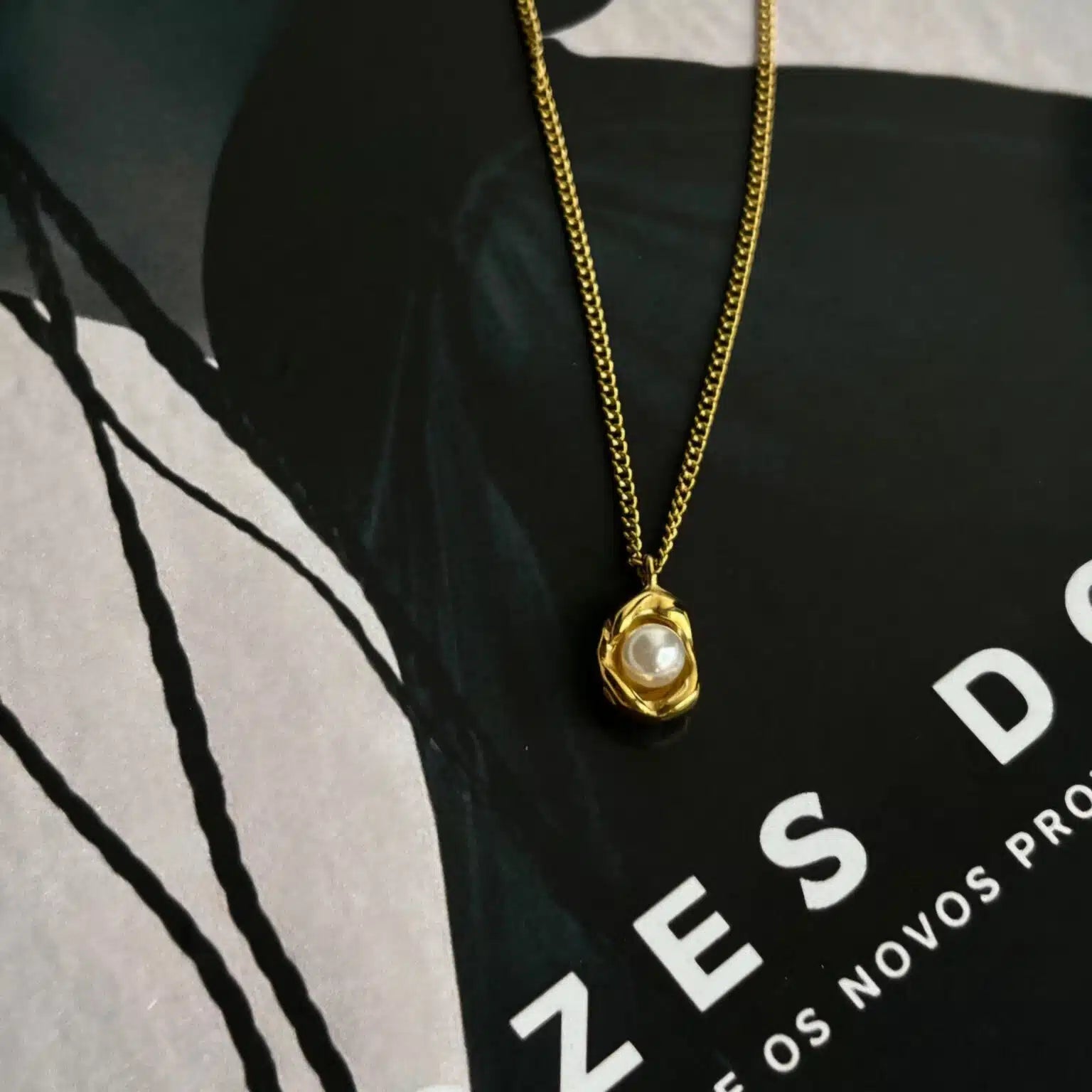 Pearl Studded Oyster Pendant Chain - Demifine 18KT Gold Plated