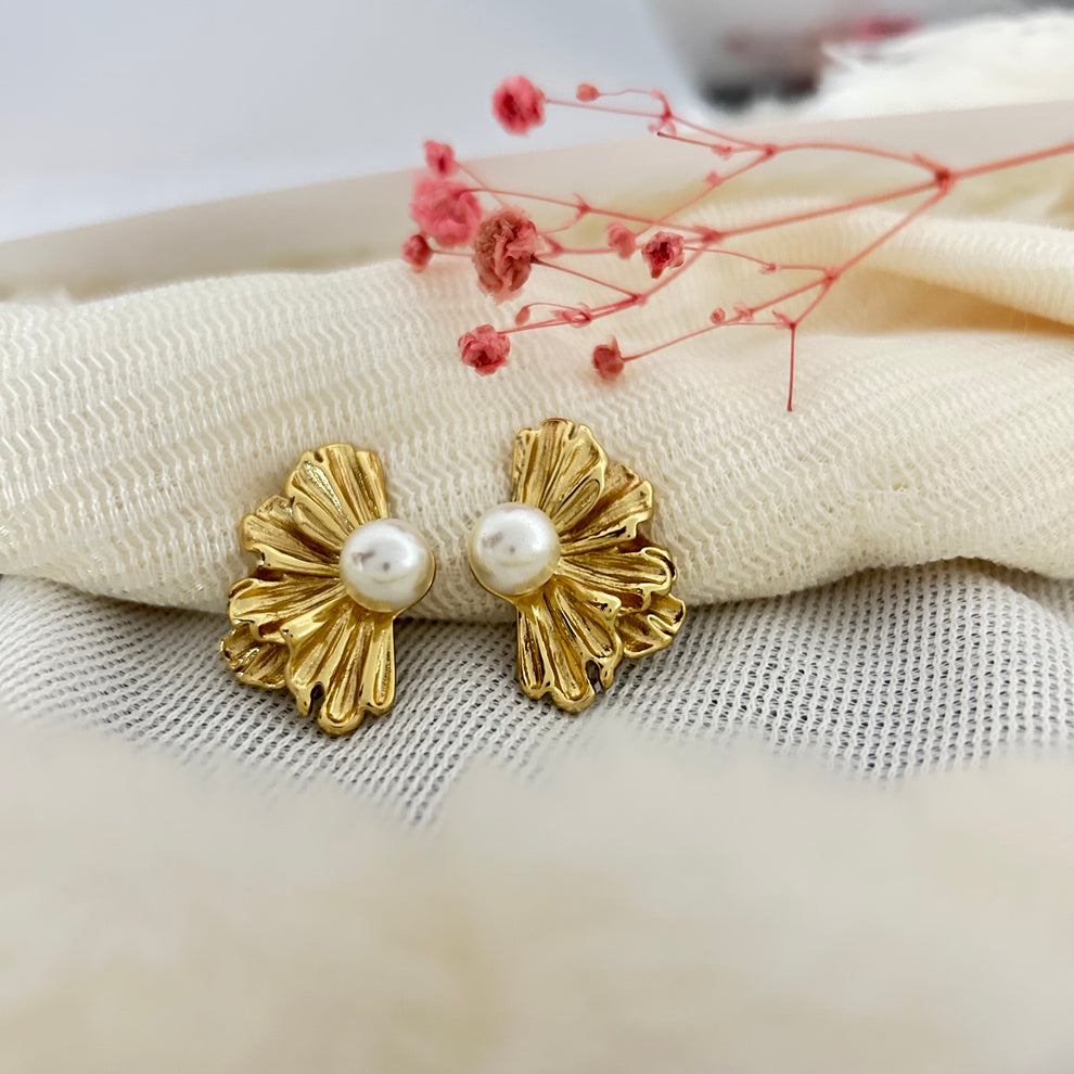 18K Gold Plated Tarnish-Free Waterproof Floral Stud Earring