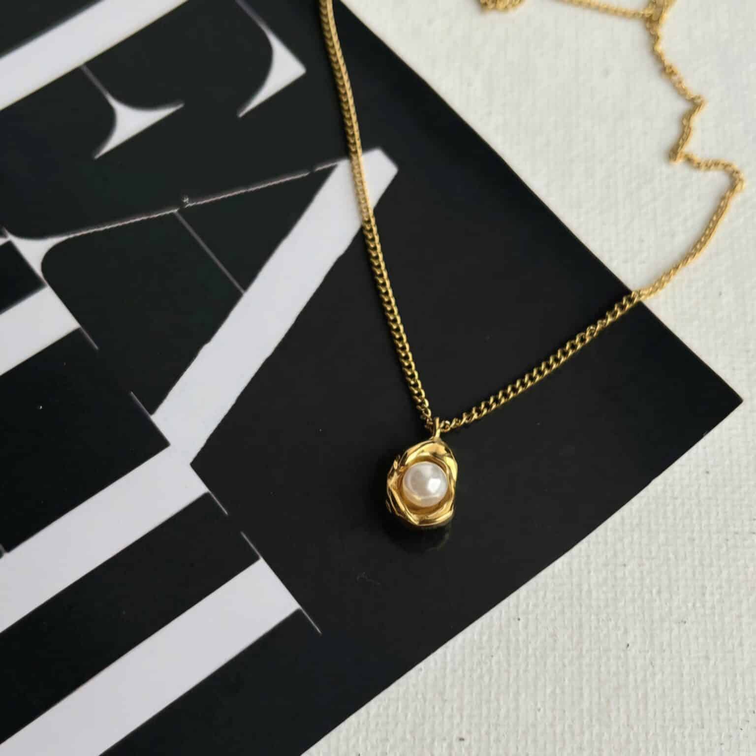 Pearl Studded Oyster Pendant Chain - Demifine 18KT Gold Plated