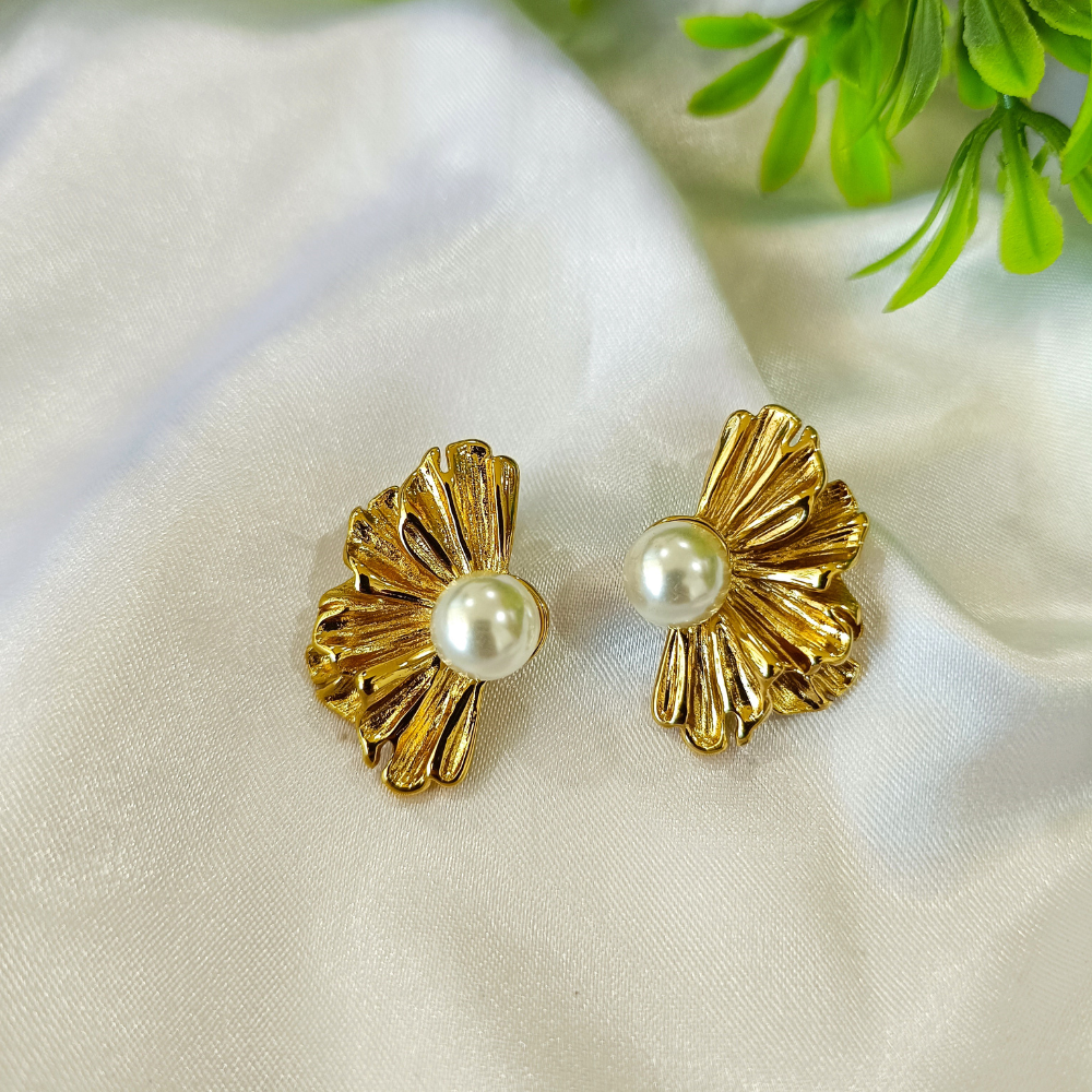 18K Gold Plated Tarnish-Free Waterproof Floral Stud Earring