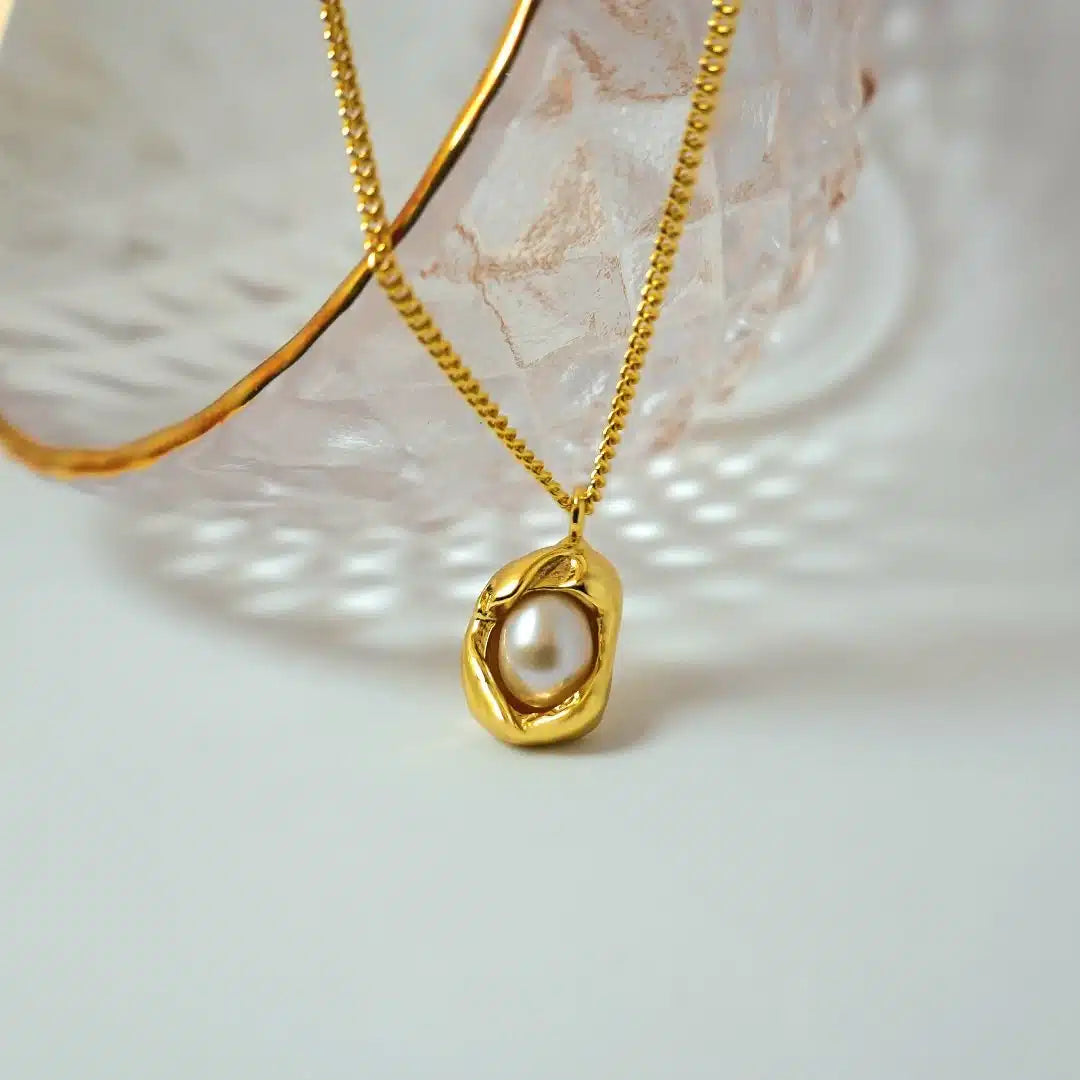 Pearl Studded Oyster Pendant Chain - Demifine 18KT Gold Plated